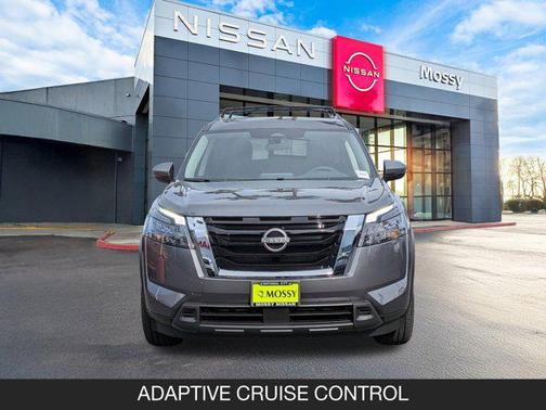 2025 Nissan Pathfinder SV FWD