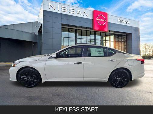 2025 Nissan Altima SV FWD