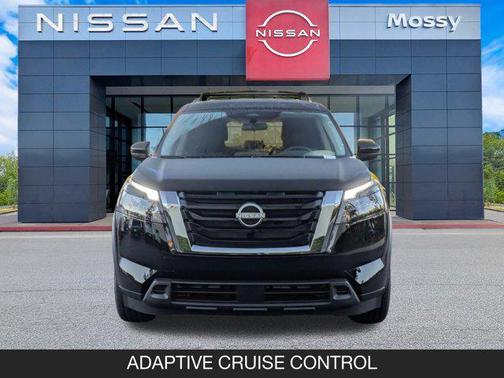 2025 Nissan Pathfinder SV FWD