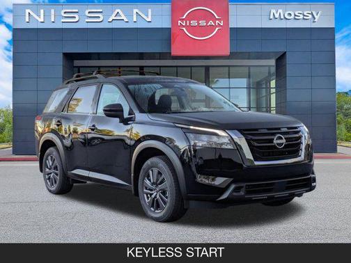 2025 Nissan Pathfinder SV FWD