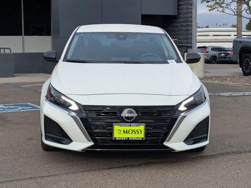 2025 Nissan Altima S FWD