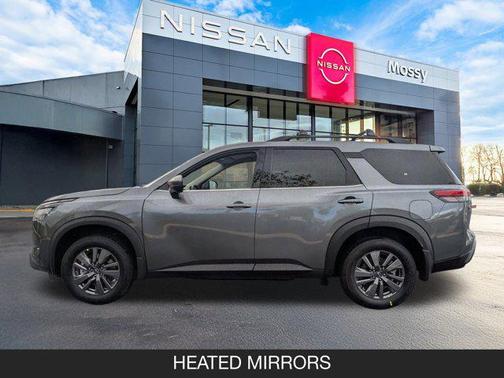 2025 Nissan Pathfinder SV FWD