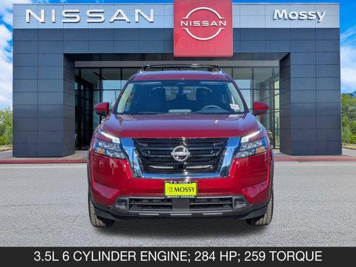 2025 Nissan Pathfinder SV FWD