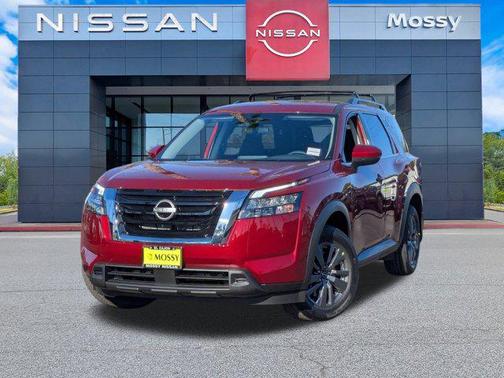 2025 Nissan Pathfinder SV FWD