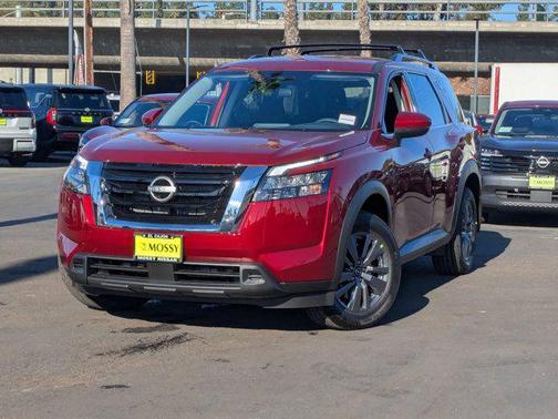 2025 Nissan Pathfinder SV FWD