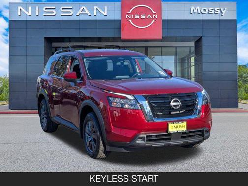 2025 Nissan Pathfinder SV FWD