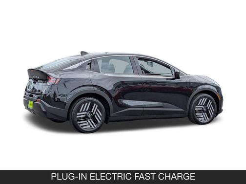 Black Diamond Pearl 2026 Nissan Leaf SV+