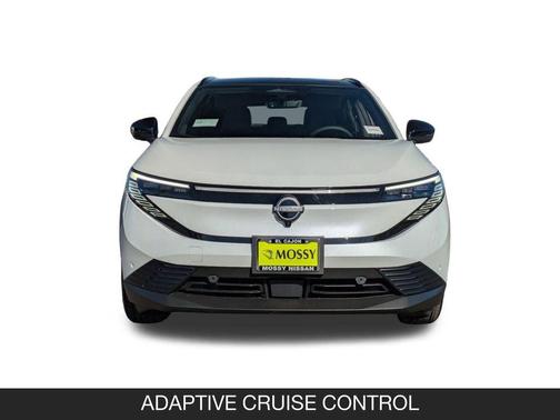 Everest White Pearl Tricoat 2026 Nissan Leaf PLATINUM+
