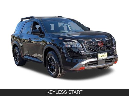 Super Black 2026 Nissan Pathfinder Rock Creek