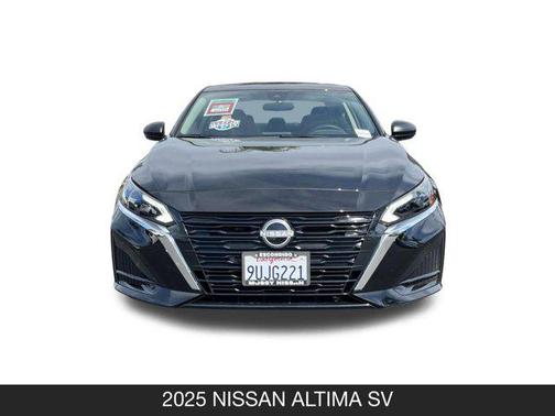 2025 Nissan Altima SV FWD
