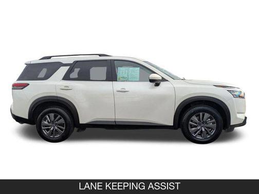 2024 Nissan Pathfinder SV FWD