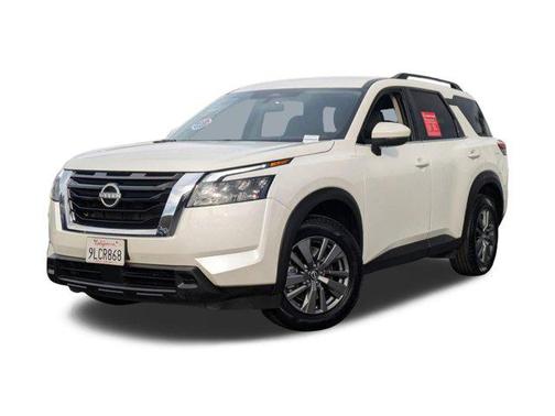 2024 Nissan Pathfinder SV FWD