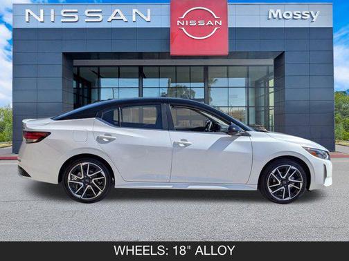 2025 Nissan Sentra SR