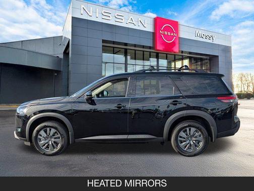 2025 Nissan Pathfinder SV FWD