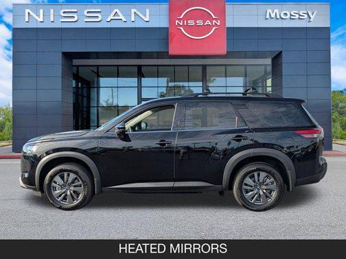 2025 Nissan Pathfinder SV FWD