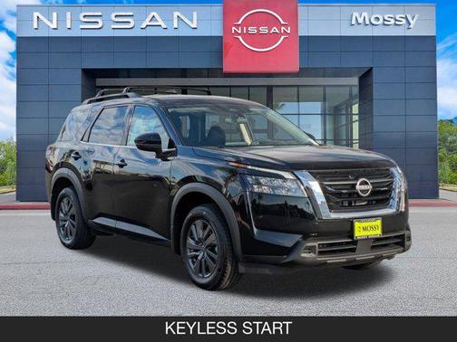 2025 Nissan Pathfinder SV FWD