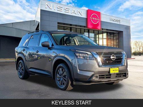 2025 Nissan Pathfinder SV FWD