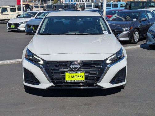 2025 Nissan Altima S FWD