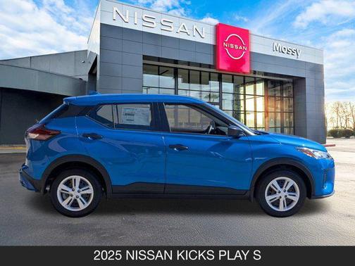 2025 Nissan Kicks S