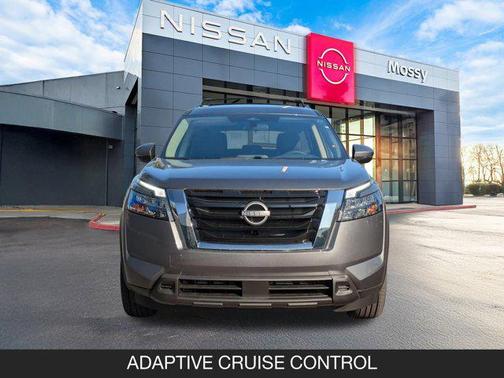 2025 Nissan Pathfinder SV FWD