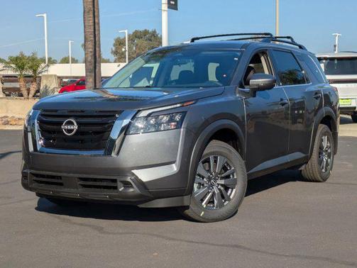 2025 Nissan Pathfinder SV FWD