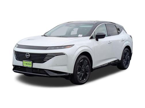 Everest White Pearl Tricoat/Super Black 2026 Nissan Murano Platinum