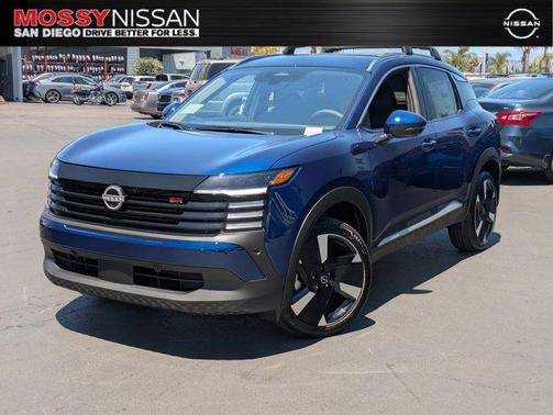 2025 Nissan Kicks SR
