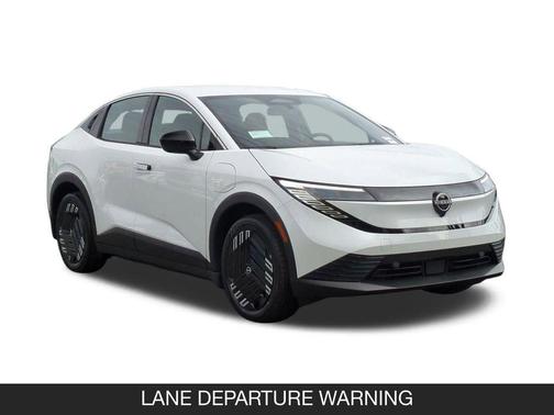 Everest White Pearl Tricoat 2026 Nissan Leaf S+
