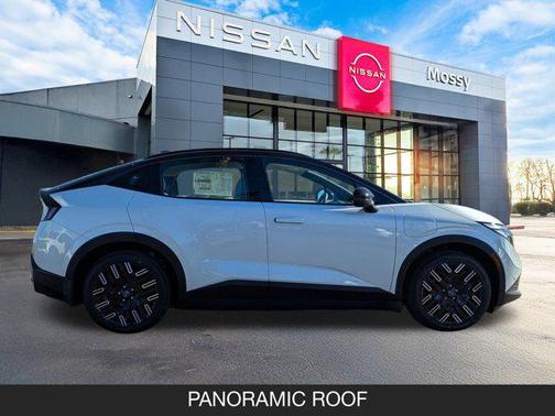 2026 Nissan Leaf PLATINUM+