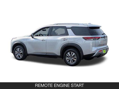 2025 Nissan Pathfinder SL FWD