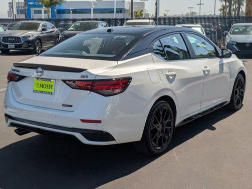 2025 Nissan Sentra SR