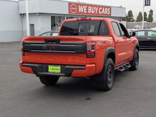 2025 Nissan Frontier PRO-4X