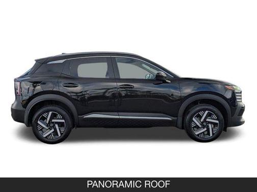 Super Black 2026 Nissan Kicks SV