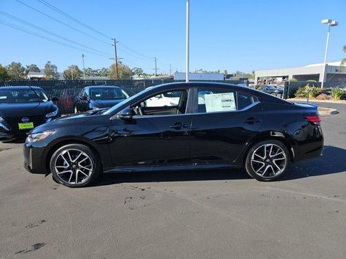 2025 Nissan Sentra SR