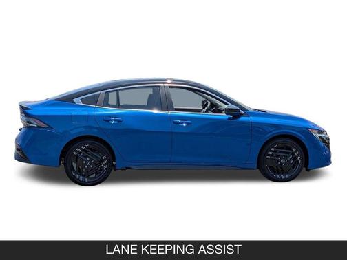Bluestone Pearl/Super Blk 2026 Nissan Sentra SR