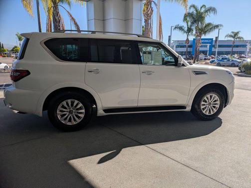2023 Nissan Armada SV