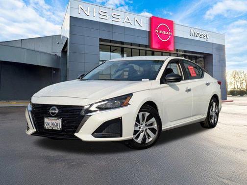 2025 Nissan Altima S FWD