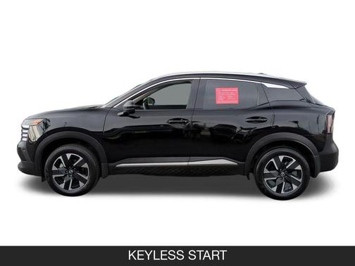 Super Black 2025 Nissan Kicks SR