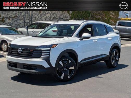 2025 Nissan Kicks SR