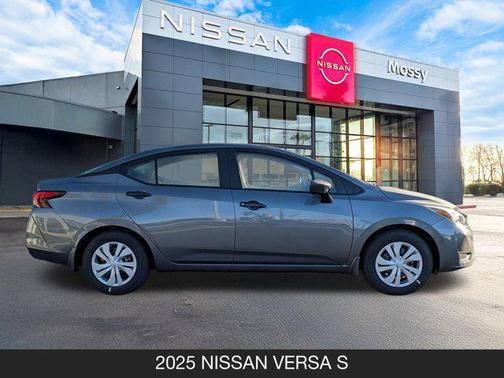 2025 Nissan Versa 1.6 S
