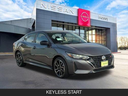 2025 Nissan Sentra SR