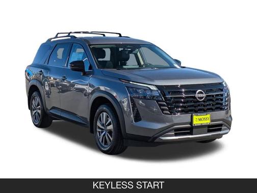 Gun Metallic 2026 Nissan Pathfinder SL