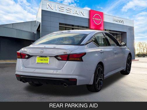 2025 Nissan Altima SR FWD