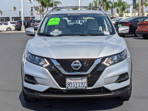 Brilliant Silver Metallic 2020 Nissan Rogue Sport SV