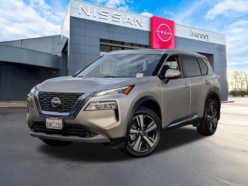 2021 Nissan Rogue SL