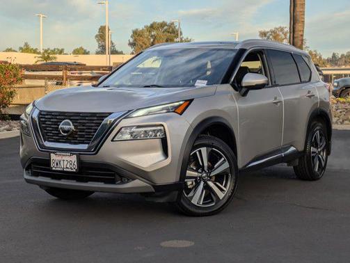 2021 Nissan Rogue SL