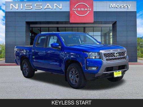 2025 Nissan Frontier SV