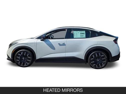 Everest White Pearl Tricoat 2026 Nissan Leaf PLATINUM+