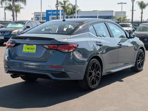 2025 Nissan Sentra SR