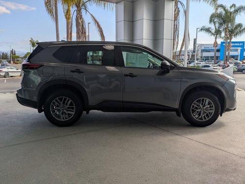 2025 Nissan Rogue S